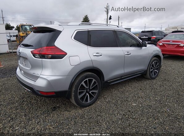 JN8AT2MV0HW019075 2017 NISSAN ROGUE Silver Rear right
