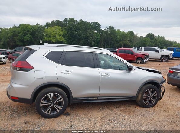 JN8AT2MV1JW305491 2018 NISSAN ROGUE Silver 