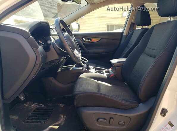 JN8AT2MV1KW371671 2019 NISSAN ROGUE White 