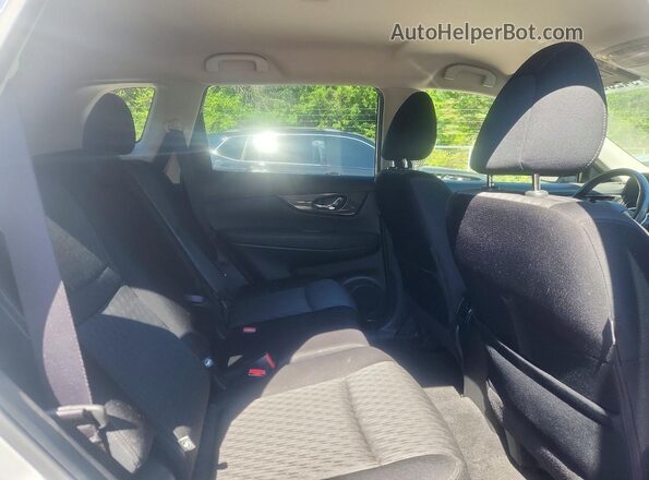 JN8AT2MV1KW384341 2019 NISSAN ROGUE Silver 