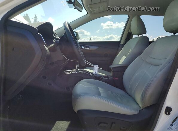 JN8AT2MV2GW142746 2016 NISSAN ROGUE White Вид салону спереду