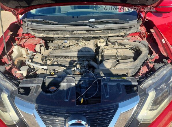 JN8AT2MV2HW001340 2017 NISSAN ROGUE Red Engine compartment view