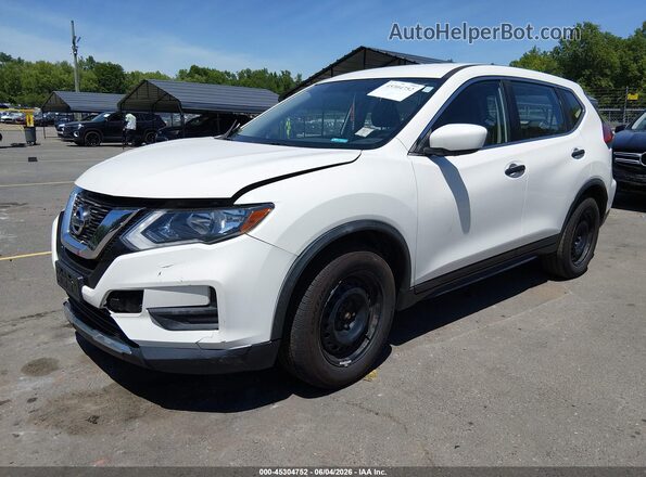 JN8AT2MV2HW005565 2017 NISSAN ROGUE Белый Передняя левая четверть