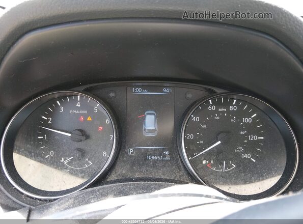 JN8AT2MV2HW005565 2017 NISSAN ROGUE Белый Вид задних сидений