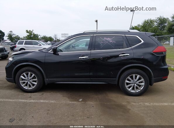 JN8AT2MV2HW020793 2017 NISSAN ROGUE Black Widok wnętrza 360 stopni