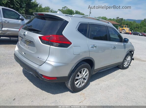 JN8AT2MV2HW274004 2017 NISSAN ROGUE Silver უკანა მარჯვენა