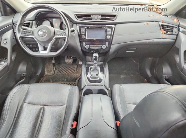 JN8AT2MV2HW280725 2017 NISSAN ROGUE Black Dashboard view