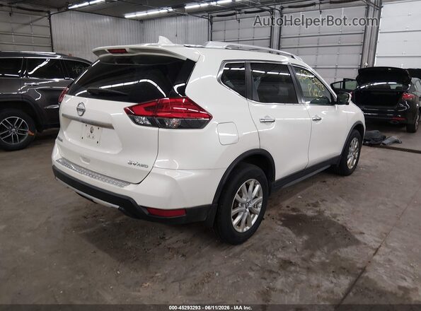 JN8AT2MV2HW282765 2017 NISSAN ROGUE White Задня права чверть