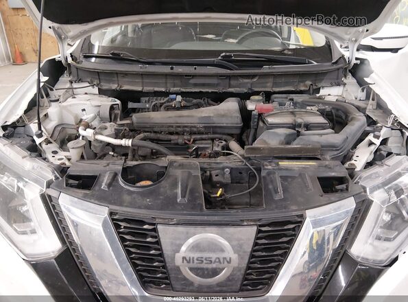 JN8AT2MV2HW282765 2017 NISSAN ROGUE White Вид ззаду