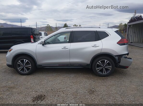JN8AT2MV2JW308464 2018 NISSAN ROGUE Silver Vista interior de 360 grados