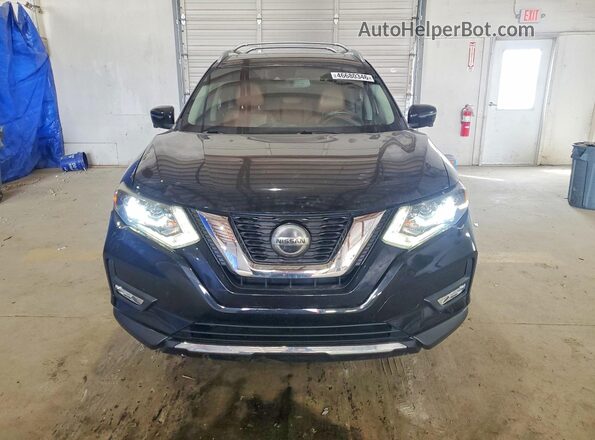 JN8AT2MV2JW348866 2018 NISSAN ROGUE Black Front view