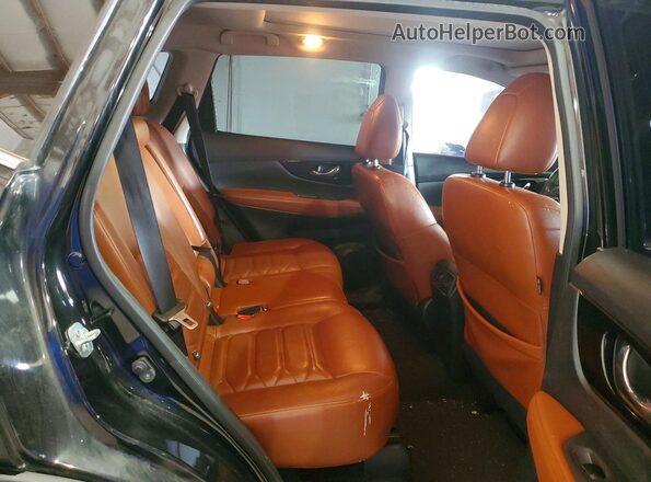JN8AT2MV2JW348866 2018 NISSAN ROGUE Black Rear interior view
