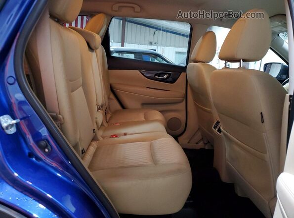 JN8AT2MV3HW008345 2017 NISSAN ROGUE Blue Вид задньої частини салону