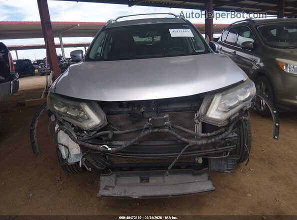JN8AT2MV3HW014663 2017 NISSAN ROGUE Silver Widok zestawu wskaźników