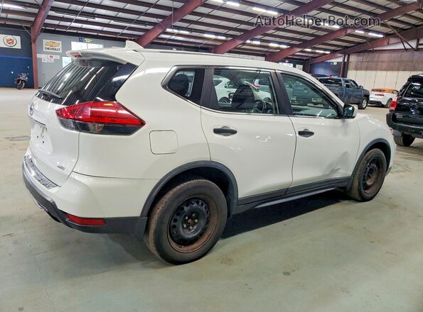 JN8AT2MV3HW014923 2017 NISSAN ROGUE Белый Задняя правая четверть
