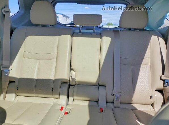 JN8AT2MV3HW017689 2017 NISSAN ROGUE White 
