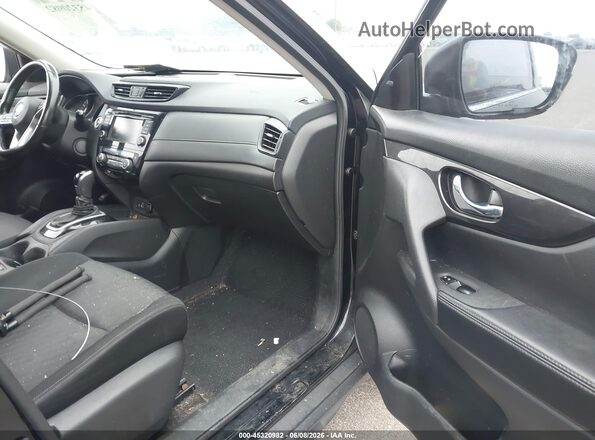 JN8AT2MV3JW307338 2018 NISSAN ROGUE Black Սալոնի դիմացի տեսք
