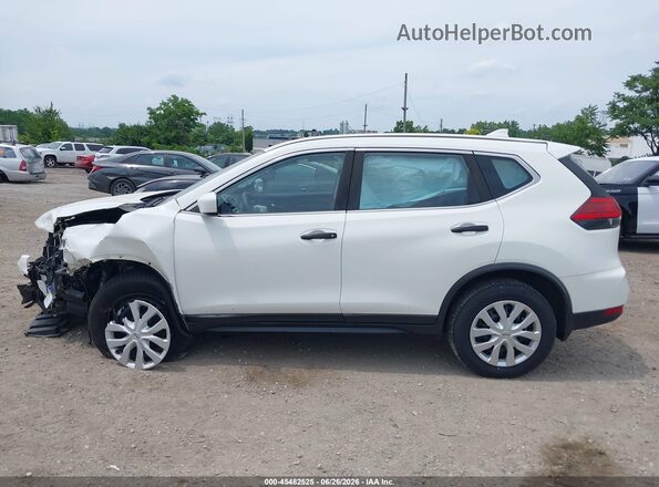 JN8AT2MV4HW013845 2017 NISSAN ROGUE White უკანა სალონის ხედი