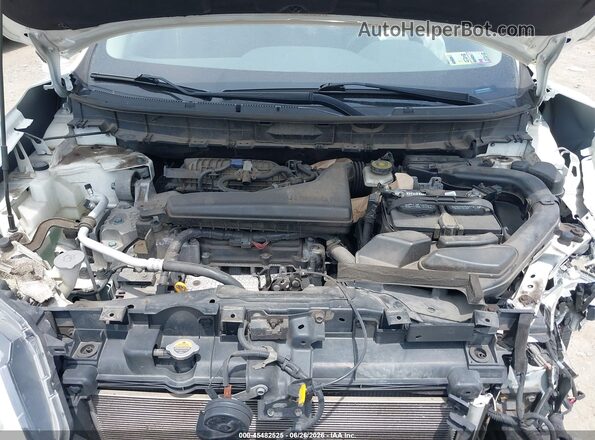 JN8AT2MV4HW013845 2017 NISSAN ROGUE White უკანა ხედი