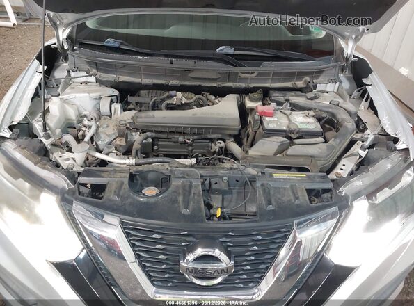 JN8AT2MV4HW016146 2017 NISSAN ROGUE Silver Widok z tyłu