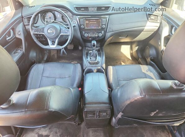 JN8AT2MV4JW305372 2018 NISSAN ROGUE Gray Dashboard view