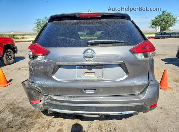 JN8AT2MV4JW305372 2018 NISSAN ROGUE Gray Rear view