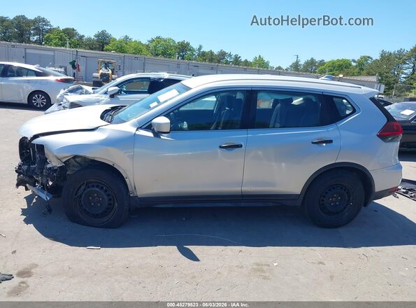 JN8AT2MV4JW313066 2018 NISSAN ROGUE Silver 