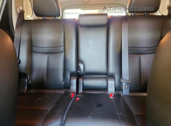 JN8AT2MV4JW349372 2018 NISSAN ROGUE Blue Rear seats view