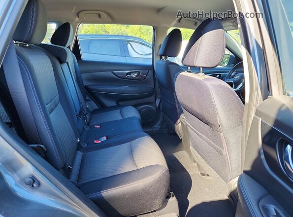 JN8AT2MV6HW014057 2017 NISSAN ROGUE Gray Հետևի նստատեղերի տեսք