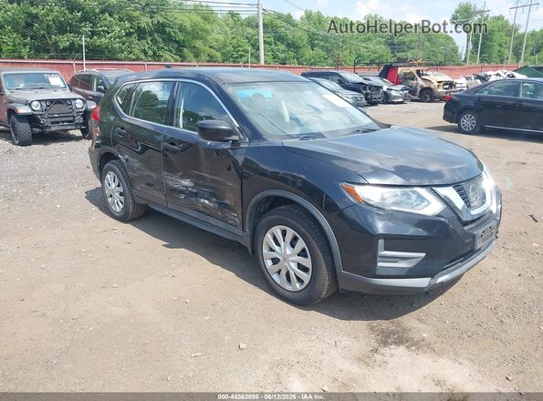 JN8AT2MV6HW279660 2017 NISSAN ROGUE Черный Вид спереди
