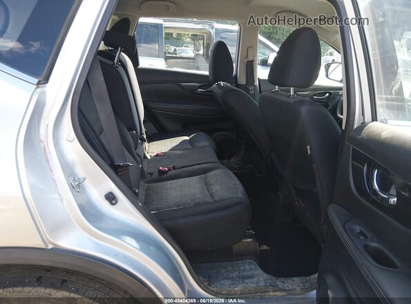 JN8AT2MV7HW255402 2017 NISSAN ROGUE Silver Vista de la etiqueta del VIN