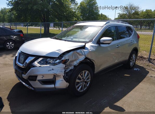 JN8AT2MV7HW270093 2017 NISSAN ROGUE Silver Przód lewy