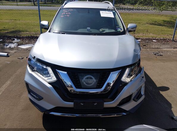 JN8AT2MV7HW270093 2017 NISSAN ROGUE Silver Widok zestawu wskaźników