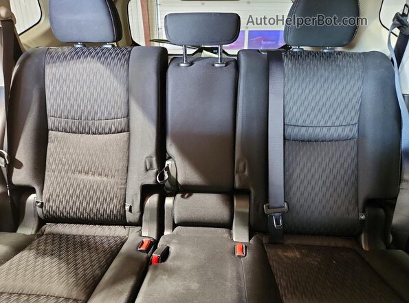 JN8AT2MV7KW384845 2019 NISSAN ROGUE Silver 