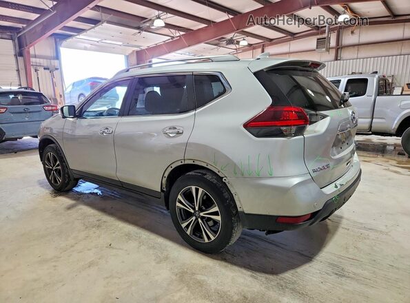 JN8AT2MV7KW384845 2019 NISSAN ROGUE Silver 