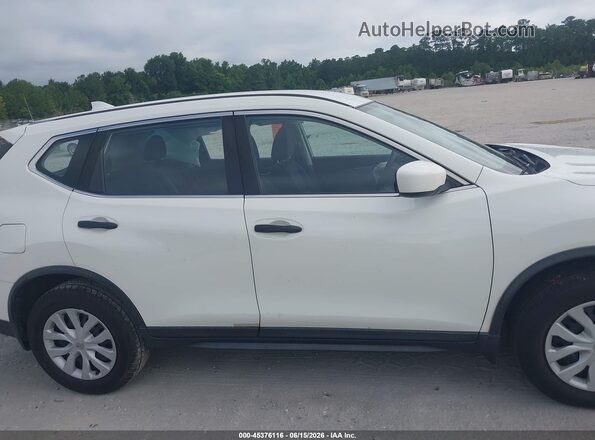 JN8AT2MV8HW011502 2017 NISSAN ROGUE White 360 interior view