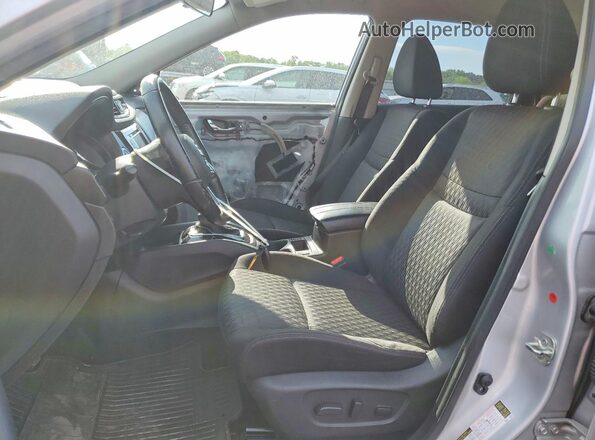 JN8AT2MV8LW130661 2020 NISSAN ROGUE Silver Front interior view