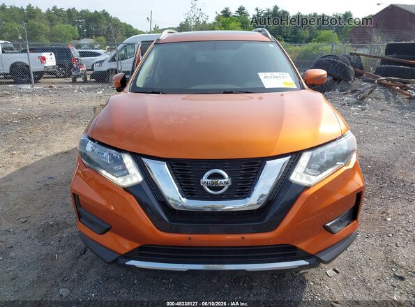 JN8AT2MVXHW008438 2017 NISSAN ROGUE Orange Vista del cuadro de instrumentos