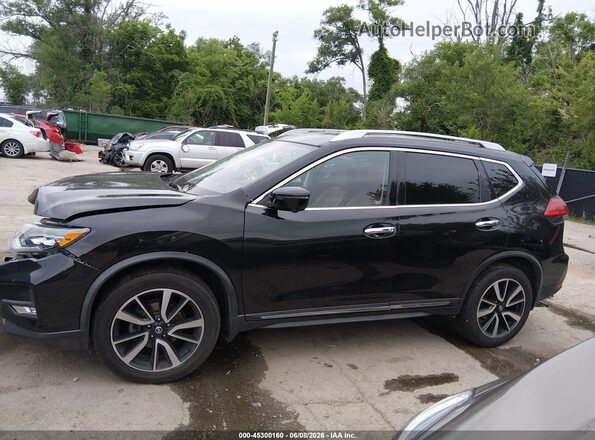 JN8AT2MVXHW024347 2017 NISSAN ROGUE Black 