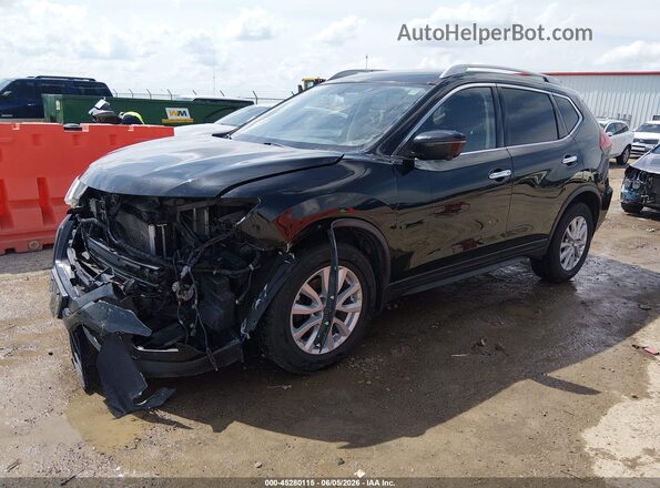 JN8AT2MVXJW305666 2018 NISSAN ROGUE Black Առջևի ձախ երեք քառորդ տեսարան