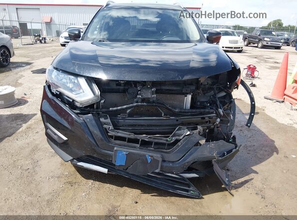 JN8AT2MVXJW305666 2018 NISSAN ROGUE Black Սալոնի հետևի տեսք