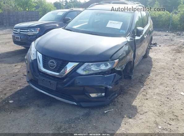JN8AT2MVXJW349019 2018 NISSAN ROGUE Black Front view