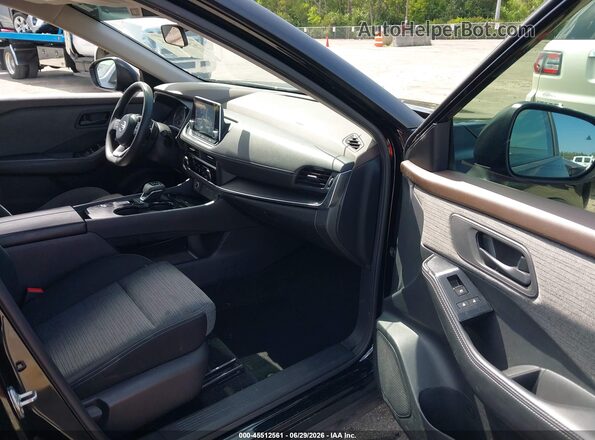 JN8AT3AA9MW013258 2021 NISSAN ROGUE Black Вид салону спереду