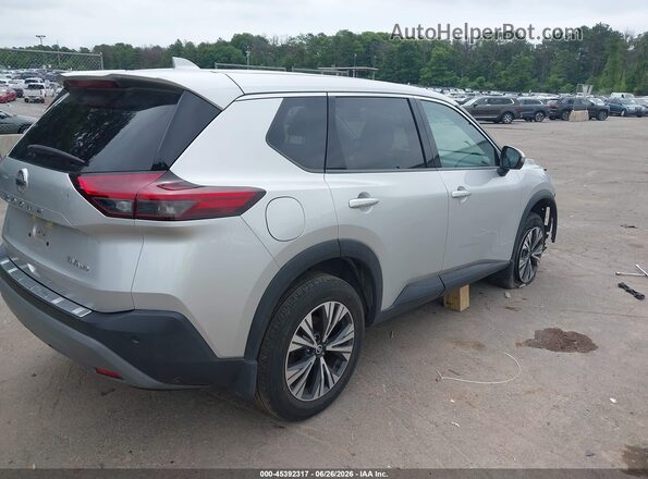 JN8AT3BB8MW233465 2021 NISSAN ROGUE Silver Հետևի աջ