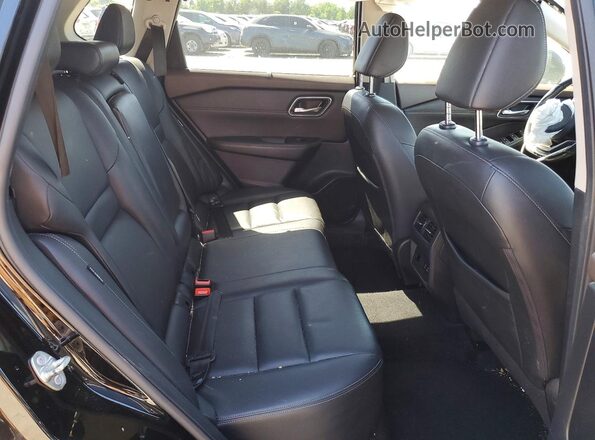 JN8AT3CB4MW241545 2021 NISSAN ROGUE Black Widok wnętrza z tyłu