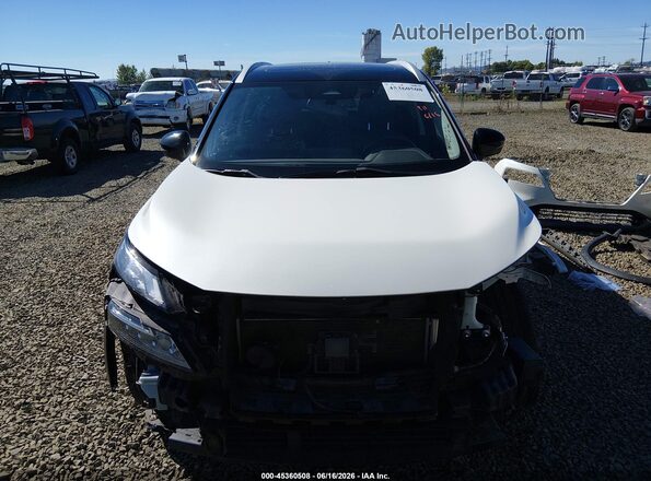 JN8AT3CB8MW231827 2021 NISSAN ROGUE White Rear interior view