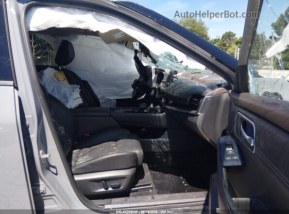 JN8AT3DC3MW101204 2021 NISSAN ROGUE Gray Front interior view