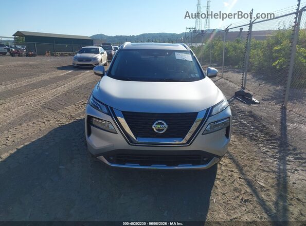 JN8AT3DD7MW320014 2021 NISSAN ROGUE Silver Widok wnętrza z tyłu