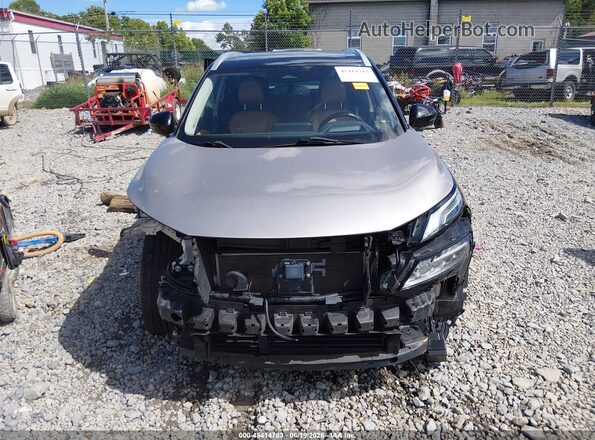 JN8AT3DD8MW313282 2021 NISSAN ROGUE Champagne Вид задньої частини салону