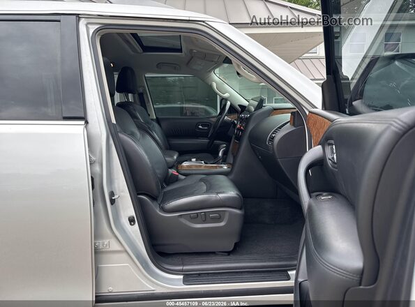 JN8AY2BA1M9372547 2021 NISSAN ARMADA Silver Вид салону спереду